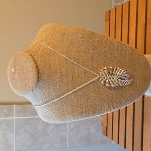 Chloe Isabel Palma Long Pendant Necklace